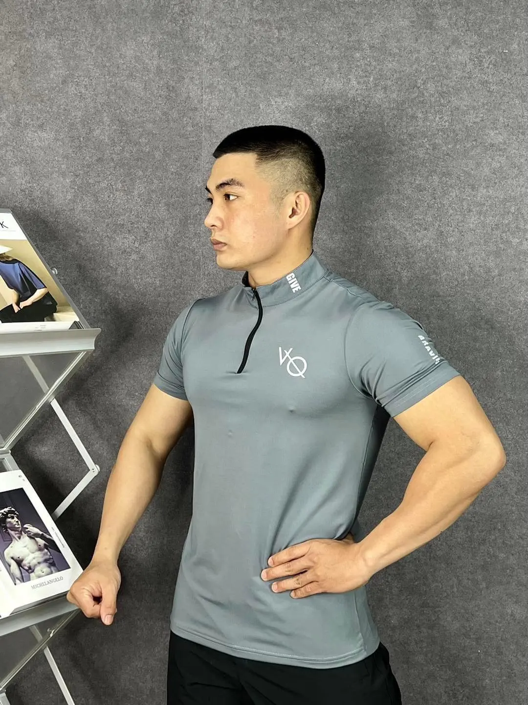Áo Thể Thao Nam VQ Sport thun lạnh tập gym cổ Trụ ngắn tay vải thoáng mát co giãn chuẩn form nhiều màu Top Áo Thun