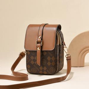 Fashion Mini Phone Bag for Women, Compact and Lightweight Crossbody Bag, Shoulder Bag, Small Bag, Wallet