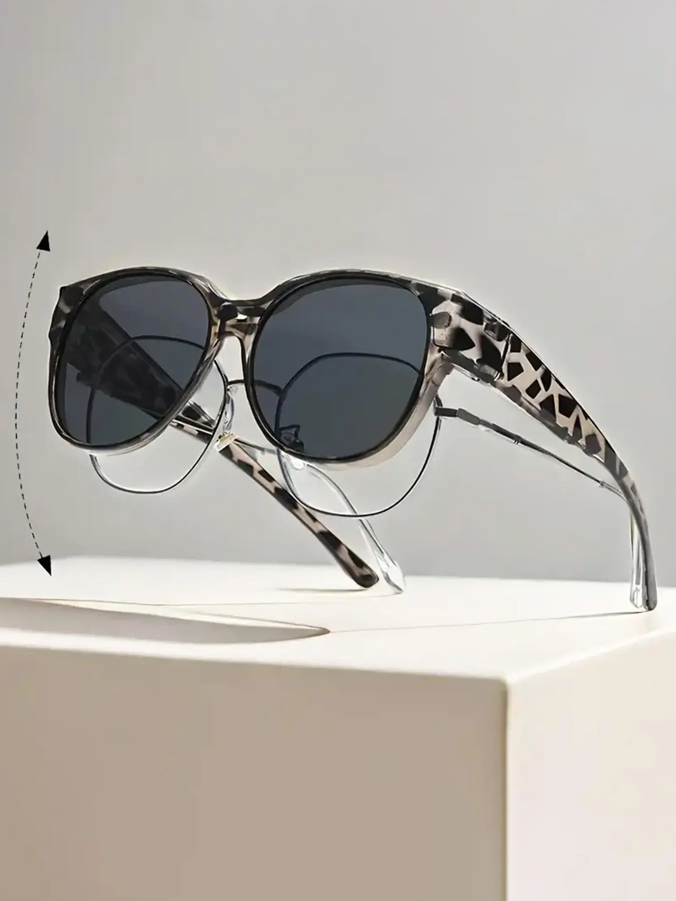 Women's Fashionable All-Match Tinted Lens Sunglasses, Trendy Casual Full Rim Sunglasses for Everyday Use, Fashion Accessories for Outdoor Activities