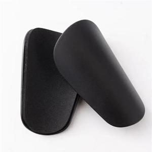 Mini Espinilleras de Fútbol, 1 Par de Protectores de Pierna de PU Resistentes al Desgaste y Absorbentes de Impactos, Tablero de Entrenamiento de Fútbol Ligero y Portátil, Accesorios de Fútbol
