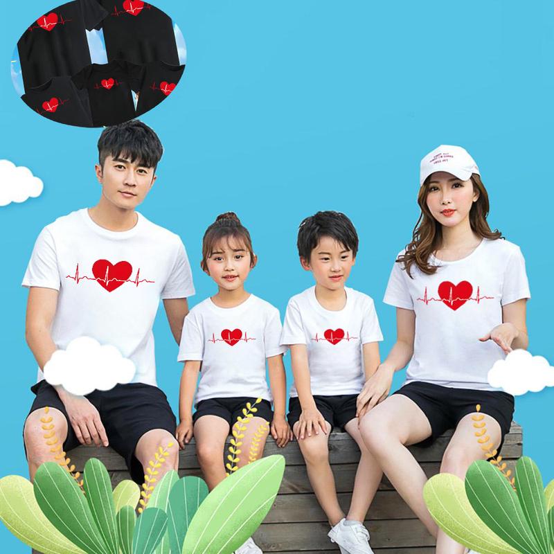 Tshirt Father Mother Kids Daughter Family Look Outfits Summer Family Matching Clothing Love Me Black/White Parent Child Tees Baby Jumpsuit 0