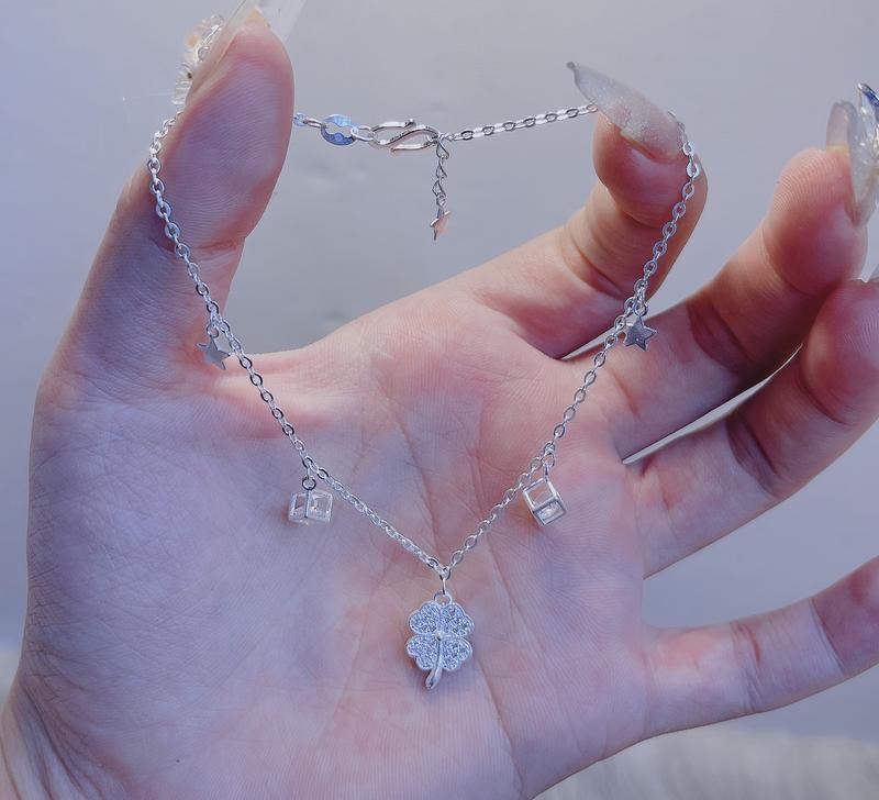 LC004 - Trang Sức Lắc Chân Cỏ 4 Lá Đính Đá Cực Sáng .