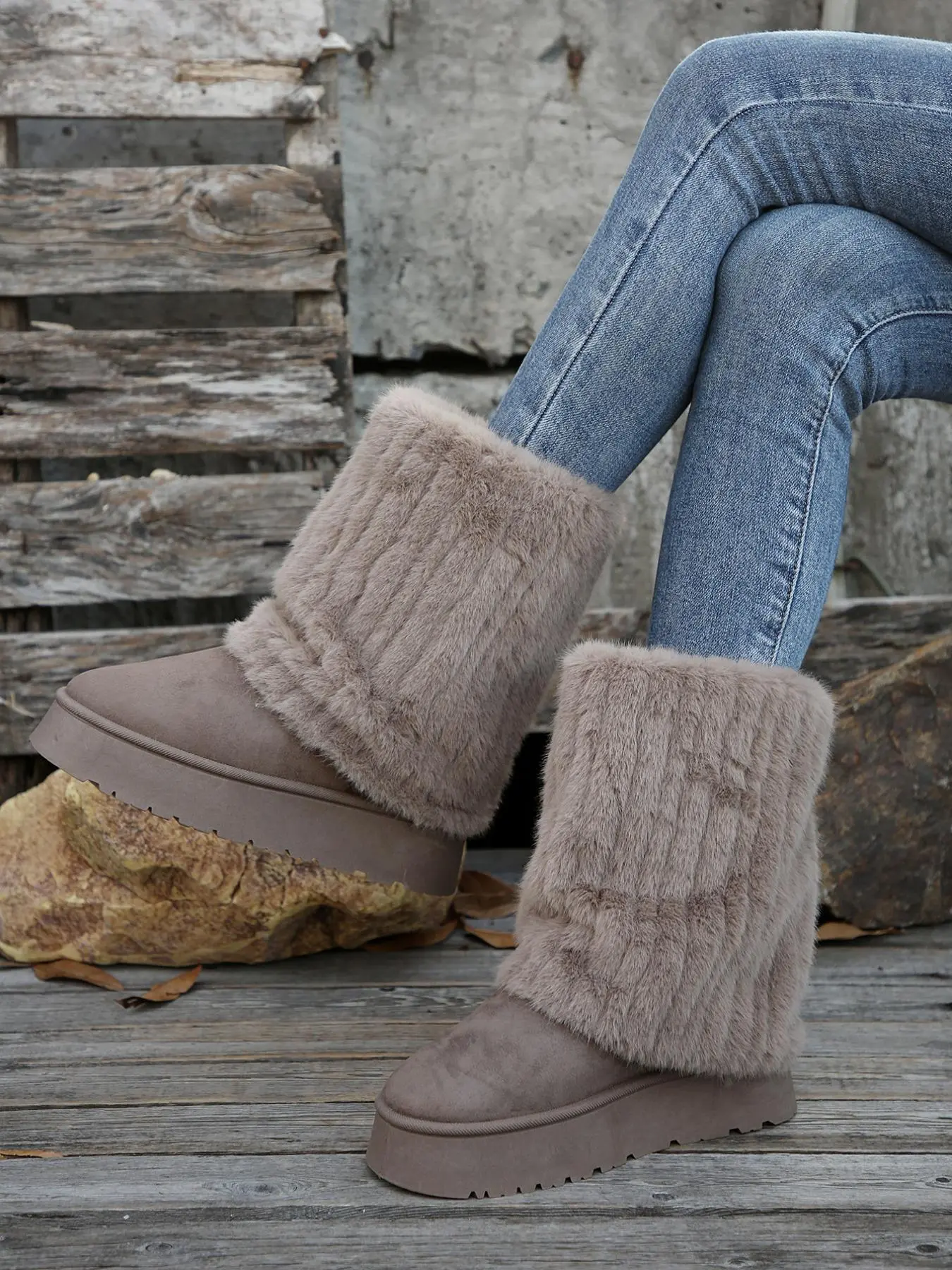 Women's Solid Color Plush Lining Snow Boots, Casual Warm Thick Sole Boots for Fall & Winter, Female All-match Trendy Shoes for Daily Wear Valentine's Day Gift for Girl