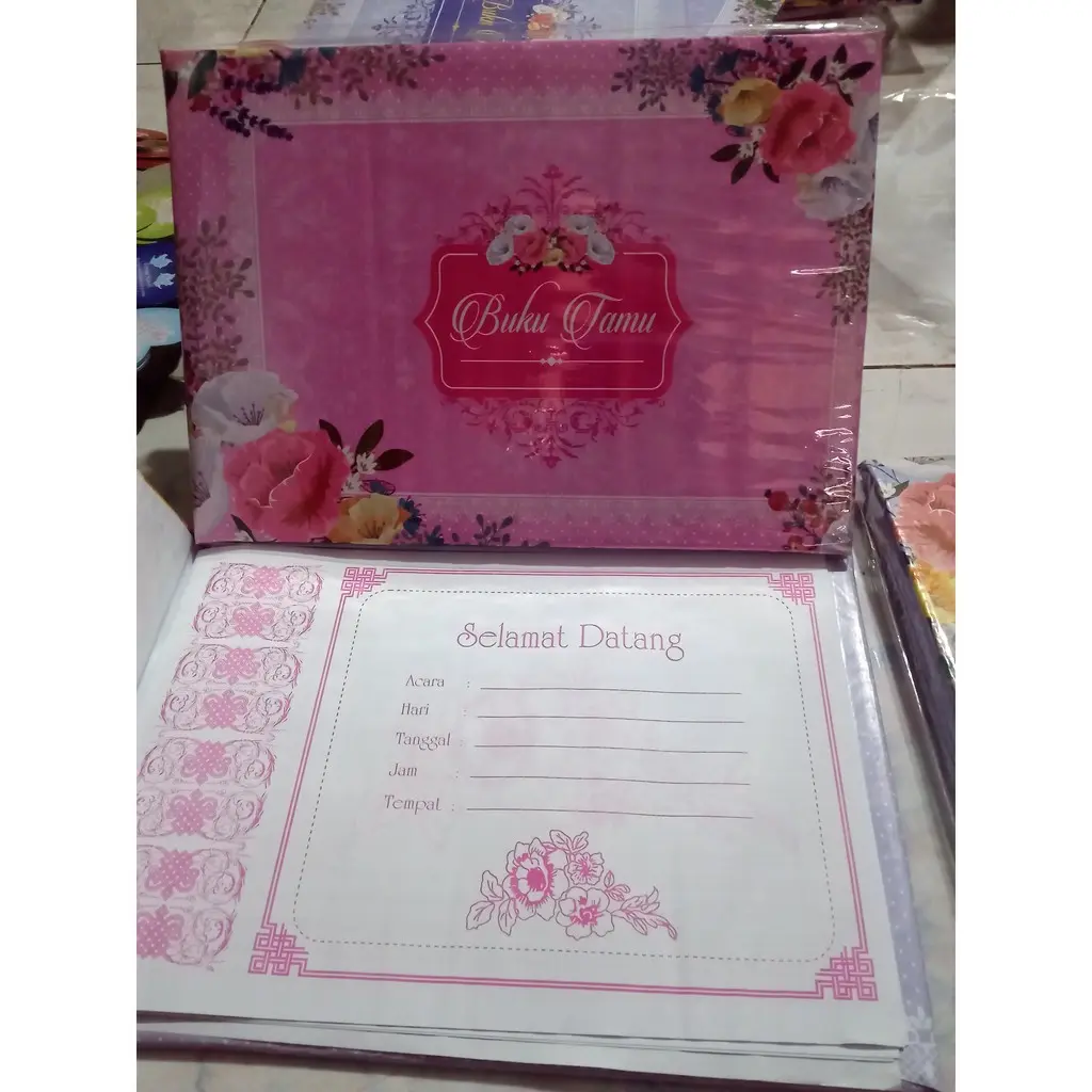 1 SET/SEPASANG BUKU TAMU DESAIN BUNGA 1  SET ISI 2 BUKU TAMU MUAT 500 TAMU Paper Stationery