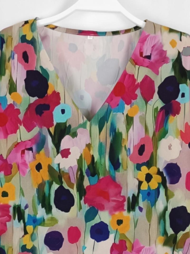 Product Introduction of Women's Floral Print  Shirt, Casual V Neck  Top for Summer, Women's Clothing for Daily Wear 5