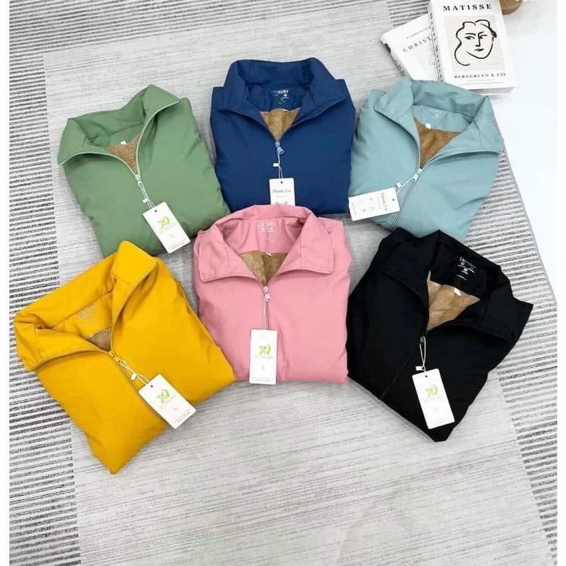 Áo khoác gió nữ lót lông vải ngoài tráng bạc nano chống nước trong là lớp lông nhân tạo dày dặn chống gió chống bám bụi Jacket Đen