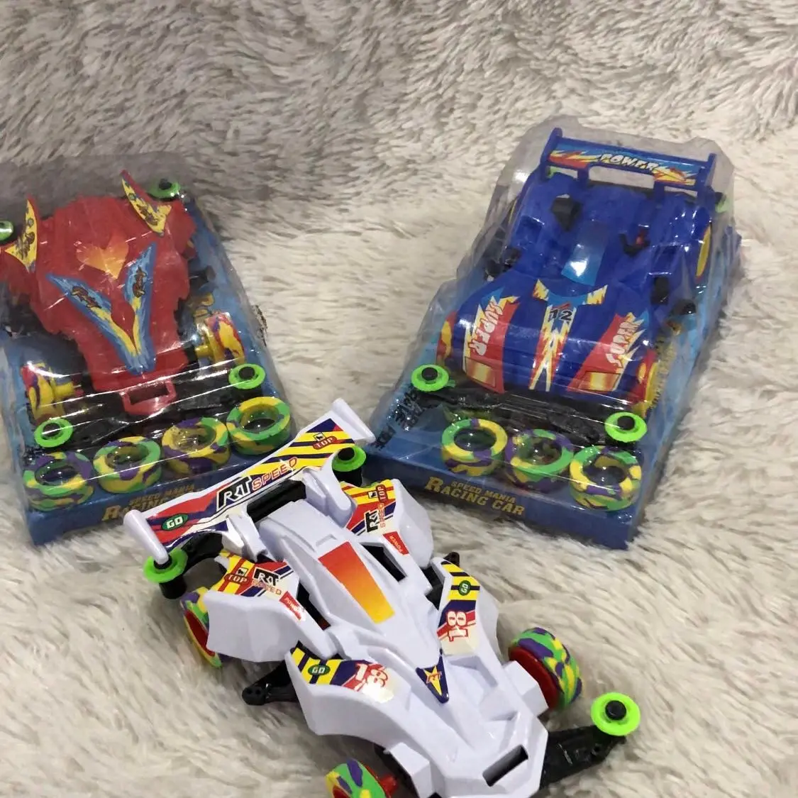 MAINAN TAMIYA RAKIT & SIAP MAIN ADA OBENG & BAN SEREP TERGANTUNG JENIS MOBIL BALAP TRACK LINTASAN