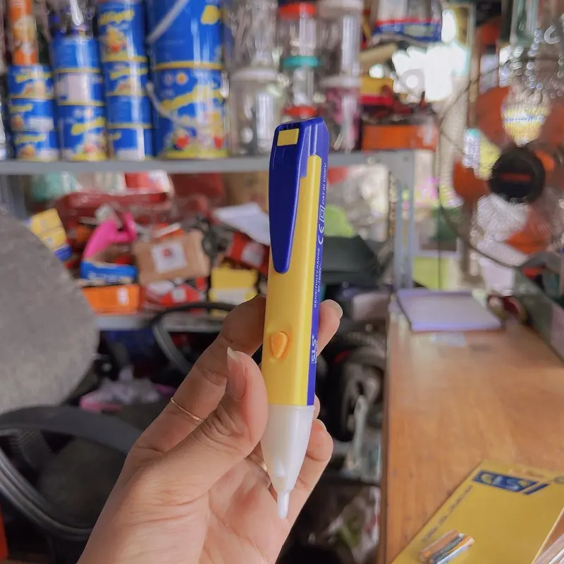 Bút thử điện, bút dò điện âm tường cảm ứng thông minh không chạm tiếp xúc IAC-D dùng pin LS+ 3