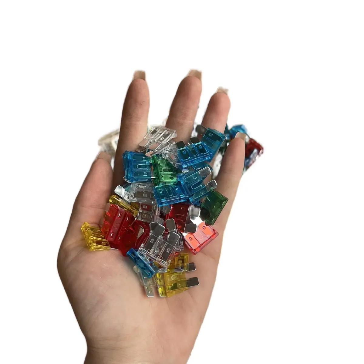 Hộp cầu chì đủ các loại 10, 15, 20, 25, 30A dễ lựa chọn, có hộp mix đủ cỡ, hộp có 100 cái Phụ Kiện Phụ Tùng