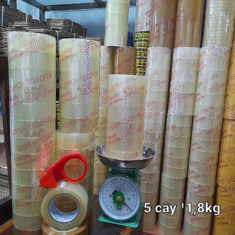 Combo 5 cây băng keo trong/đục 1,8kg giá tốt kèm dao cắt 2
