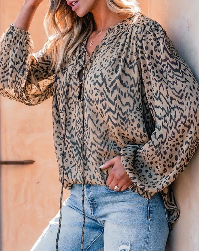 Product Introduction of Women's Blouse Tops Elegant Daily Solid Color V-Neck Rhinestone Decoration Sheer Mesh Splicing Lantern Long Sleeve Shirt Top 8