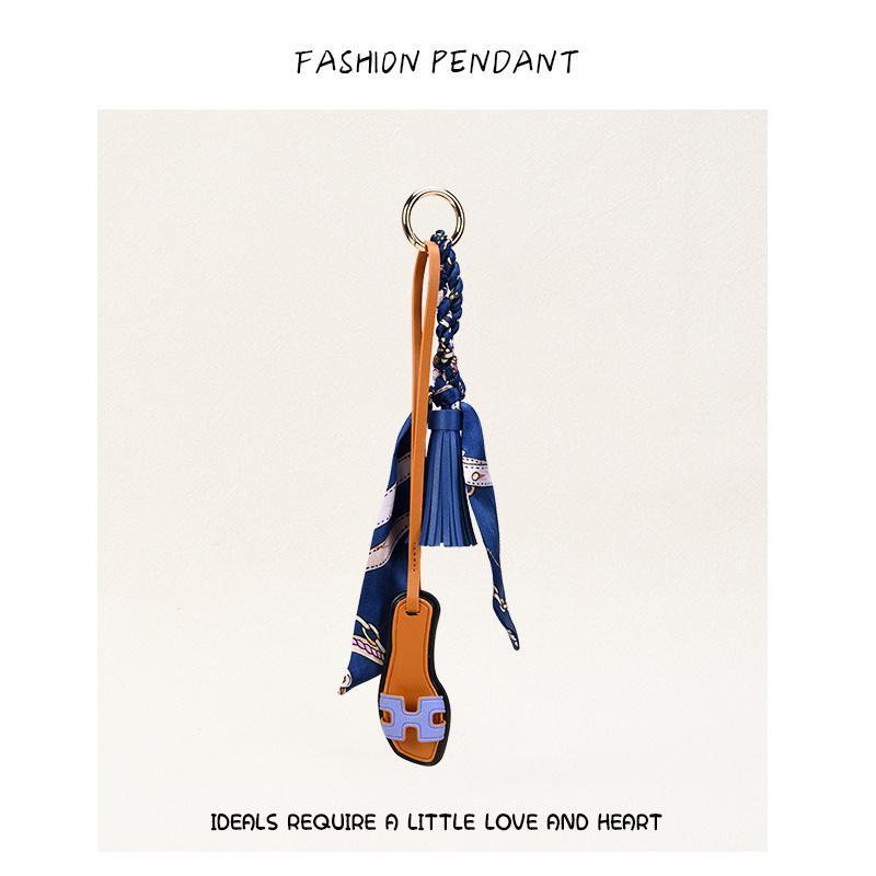 Bag Charm Tassel Scraf dan H Shoes Gantungan Tas Wanita Aksesoris Tas Dekoratif Tassel