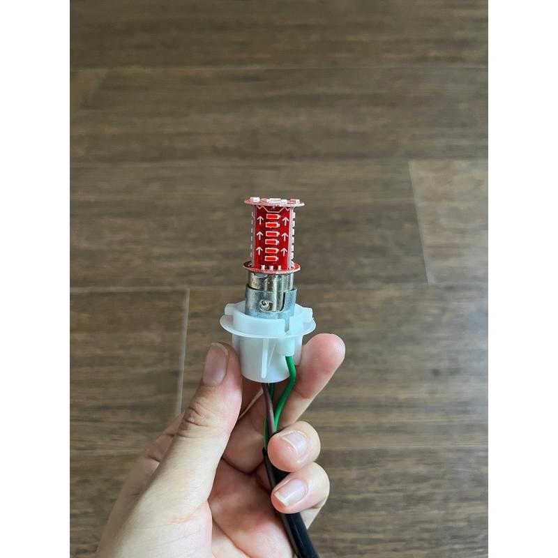 Đui Đèn Sẵn Rắc Cắm Hậu Nháy Gắn Xe Điện 12v Hàng Xịn 2