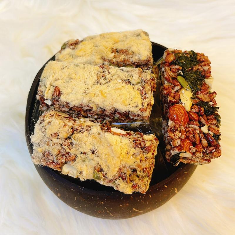 500G THANH GẠO LỨC DĂM BÔNG HẠT DINH DƯỠNG HẠNH NHÂN ĐIỀU SỮA BÍ XANH Snack Food Ăn Vặt Thức Ăn