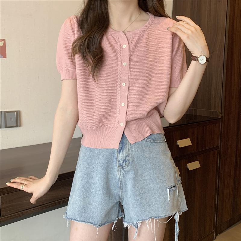 Product Introduction of Áo Thun ngắn Tay Phong Cách Mới Mùa Hè, Cổ Chữ O, Dễ Phối Đồ Dành Cho Nữ, Ngắn Ngắn Tay, Một Hàng Cúc, Áo Cardigan Dệt Kim, Đơn Giản 20