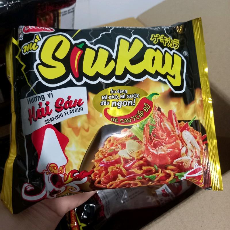 Combo 4 gói mì cay hải sản 7 cấp độ Siukay Acecook, sợi to, mỗi gói 128g