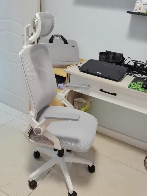 Ghế Công Thái Học Màu Trắng Đen Cao Cấp – HVK-S04- Hanvika 8