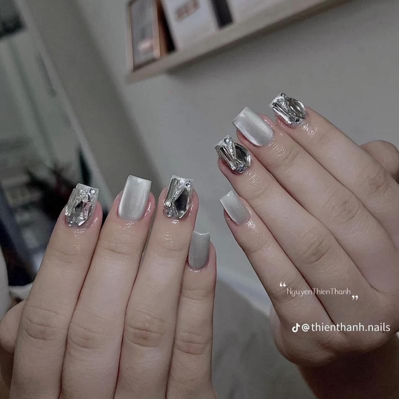  Nail box thiết kế Mắt mèo Vuông ngắn VN09 