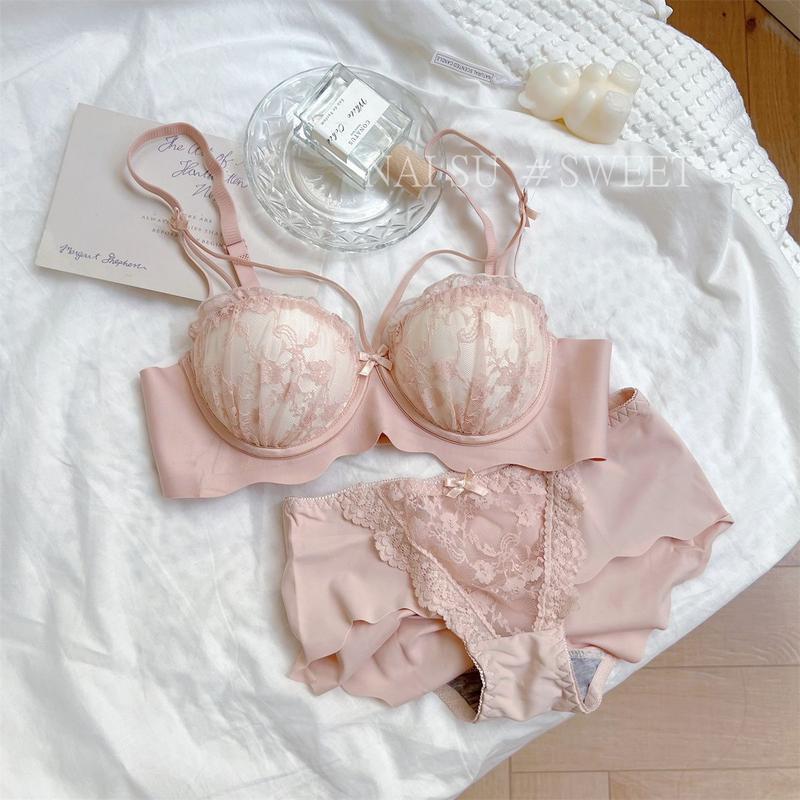 Product Introduction of Japanese Cute Style Refined and Simple Underwear Women's Small Chest Push up Extra Thick Lace Bra No Steel Ring Girl's Chest Support Bra 36