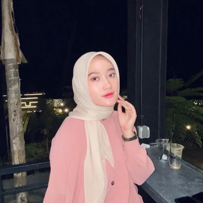 HIJAB SEGI EMPAT VOAL // Paris premium voal