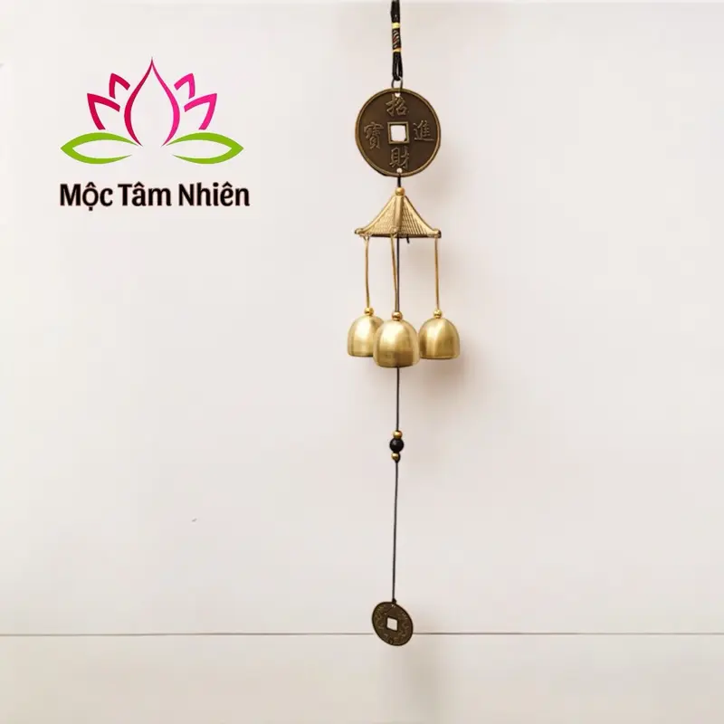Bộ Kệ Gỗ Cheo Chuông Gió Bình An Kết Hợp Vs Tượng Ý Nghĩa Mang Sự Bình An May Mắn . Kích thước 32x20x15cm Decor Decor Phòng 6