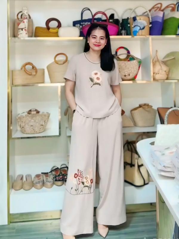 Set Bộ Nữ Trung Niên Áo Cộc Tay Quần Ống Rộng Chất Mát Tôn Dáng sét bộ siêuxinh Đồ Thêu Mã MK68