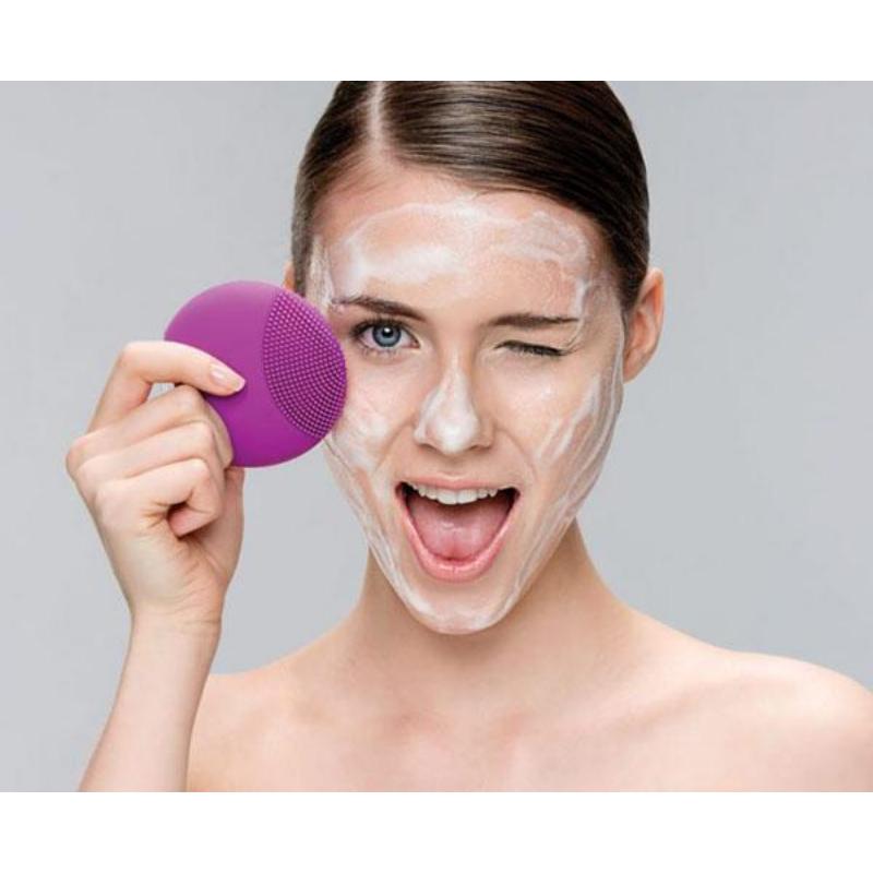 Máy Rửa Mặt Massage Lunna Mini Làm Sạch Sâu Dành Cho Mọi Loại Da, Máy Massage Da Mặt Hiệu Quả Tẩy Tế Bào Chết Đánh Bay Bụi Bẩn Có Thể Sạc, Thời Gian Sử Dụng Đến Nhiều Lần Cho Một Lần Sạc, Bảo Hành 2 năm.