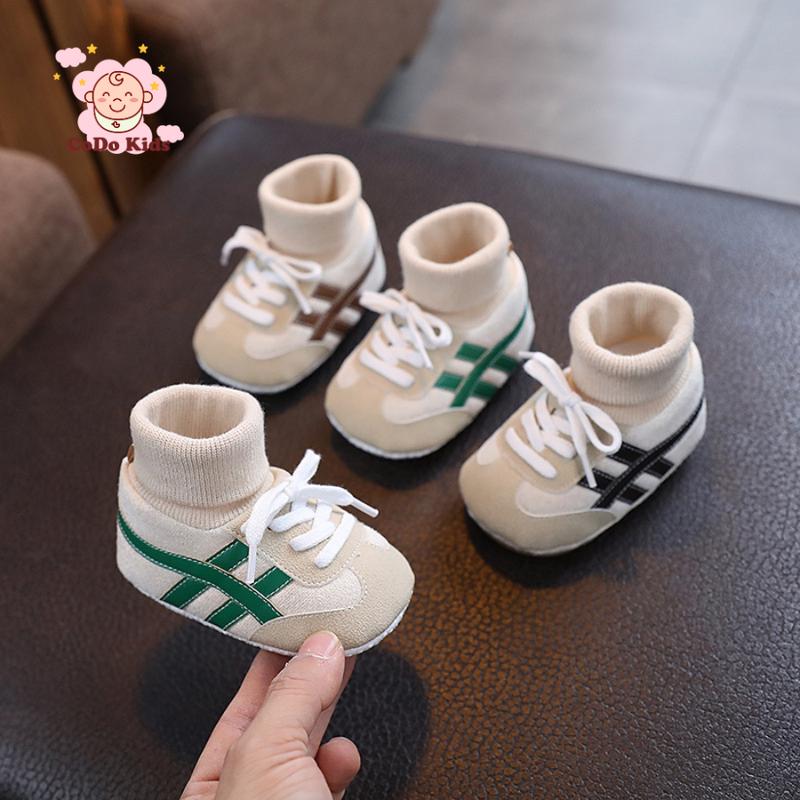 Giày Cho Bé Sơ Sinh Từ 0-18 Tháng Tuổi Có Đế Mềm Chống Trượt Cho Bé Tập Đi Siêu Nhẹ Êm Chân Form Ôm Chân
