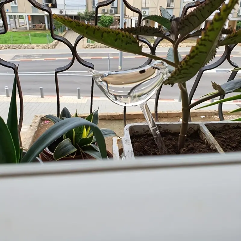Garden Plant Automatic Watering Bulb, Clear Plant Watering Globes, Automatic Watering Device For Indoor And Outdoor Plant, Garden Watering Tool 6