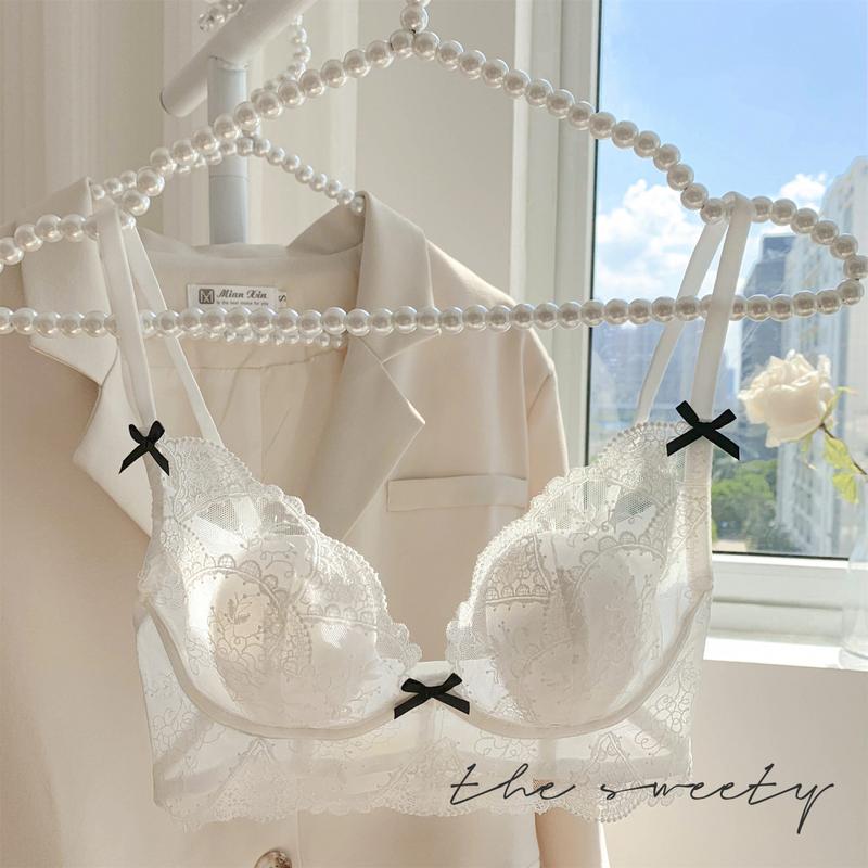 Áo Ngực Ren Gợi Cảm Dễ Thương Và Gợi Cảm Không Dây Đồ Lót Nữ Cúp Ngực Nhỏ Nâng Ngực Cúp Tai Thỏ 32-38AB