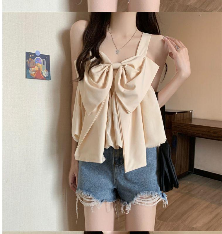 Product Introduction of Tiktok Hot Sale French Sweet Bowknot Loose Small Sling Vest Women's Inner Wear Summer Niche Design Outer Wear Short Top 17