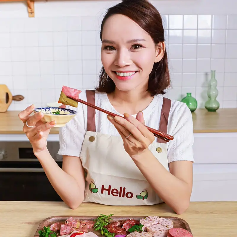 Nem Huế Hộp Sáu Xệ (Đặc biệt) 10 cái Đạt Tiêu Chuẩn Quốc Gia OCOP 4*, Truyền Thống Hơn 35 Năm Heo 0