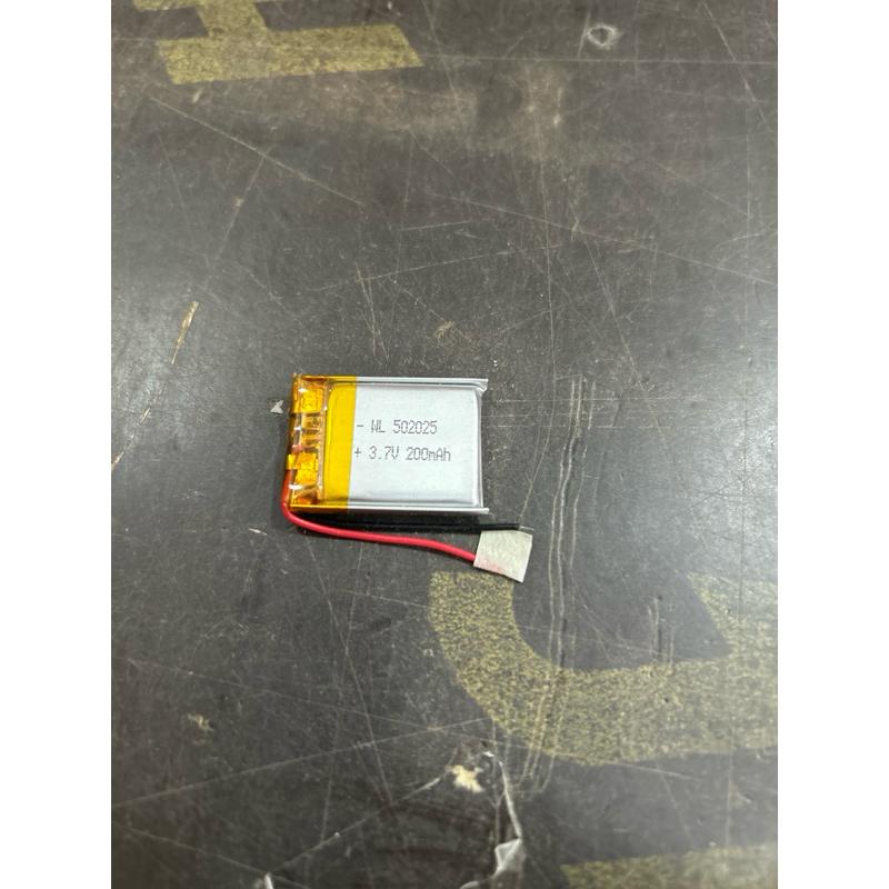 Pin đồng hồ thông minh Q50.
