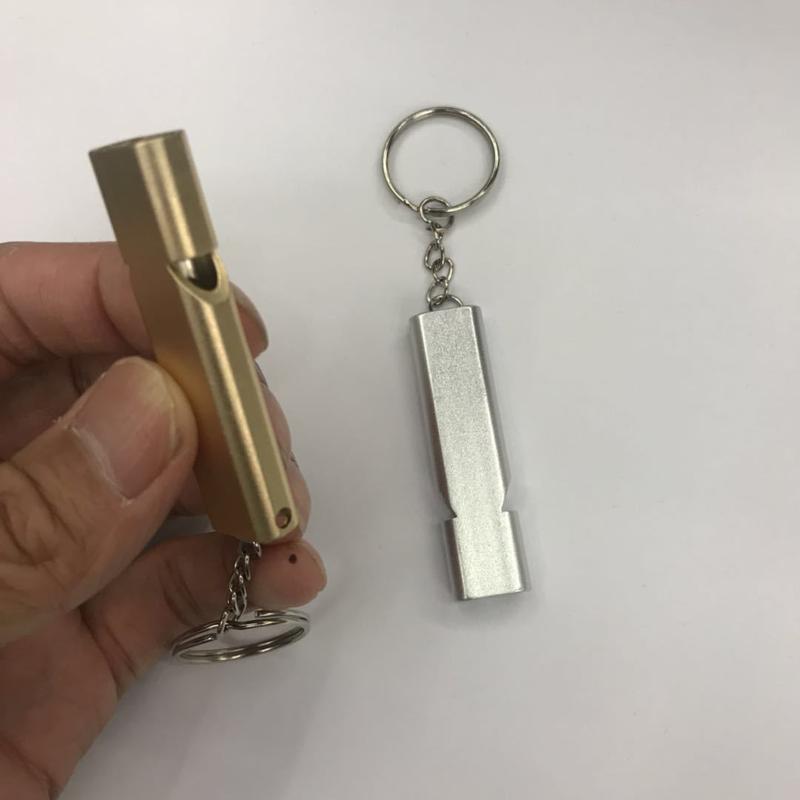 Product Introduction of Amazon Hot-Selling Flat Metal Dual-Frequency Survival Whistle Dual-Tube High-Frequency Metal Outdoor Survival Whistle 18