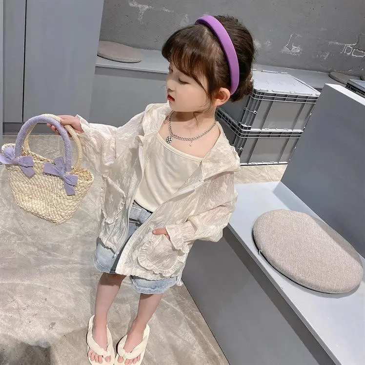 Áo Đi Bên Ngoài Mùa Hè Cho Trẻ Em, Quần Áo Chống Nắng, Có Mũ Trùm Đầu Có Khóa Kéo, Tay Áo Đầy Đủ, Làm Bằng Voile Cotton Mềm Mại, Ngọt Ngào Và Thời Trang, Phong Cách Thường Ngày Có Thể Thiết Kế, Thích Hợp Cho Bé Gái, Hàng Mới Về 2