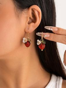 2pcs Aretes colgantes de diseño de fresa, Aretes de gota florales, Accesorios de bisutería para mujeres y niñas