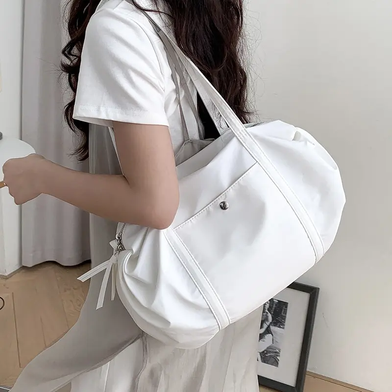 Tote Bag For Women, Fashionable Large Capacity Sports Shoulder Bag, Nylon Commuting Versatile