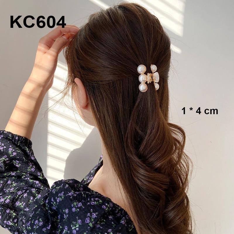 GOTI – Kẹp Càng Cua Nhỏ Hình 6 Hạt Trắng Xinh Xắn Quà Tặng Cho Nữ 20 10 8 3 – Phụ Kiện Tóc Nữ Thanh Lịch KC604