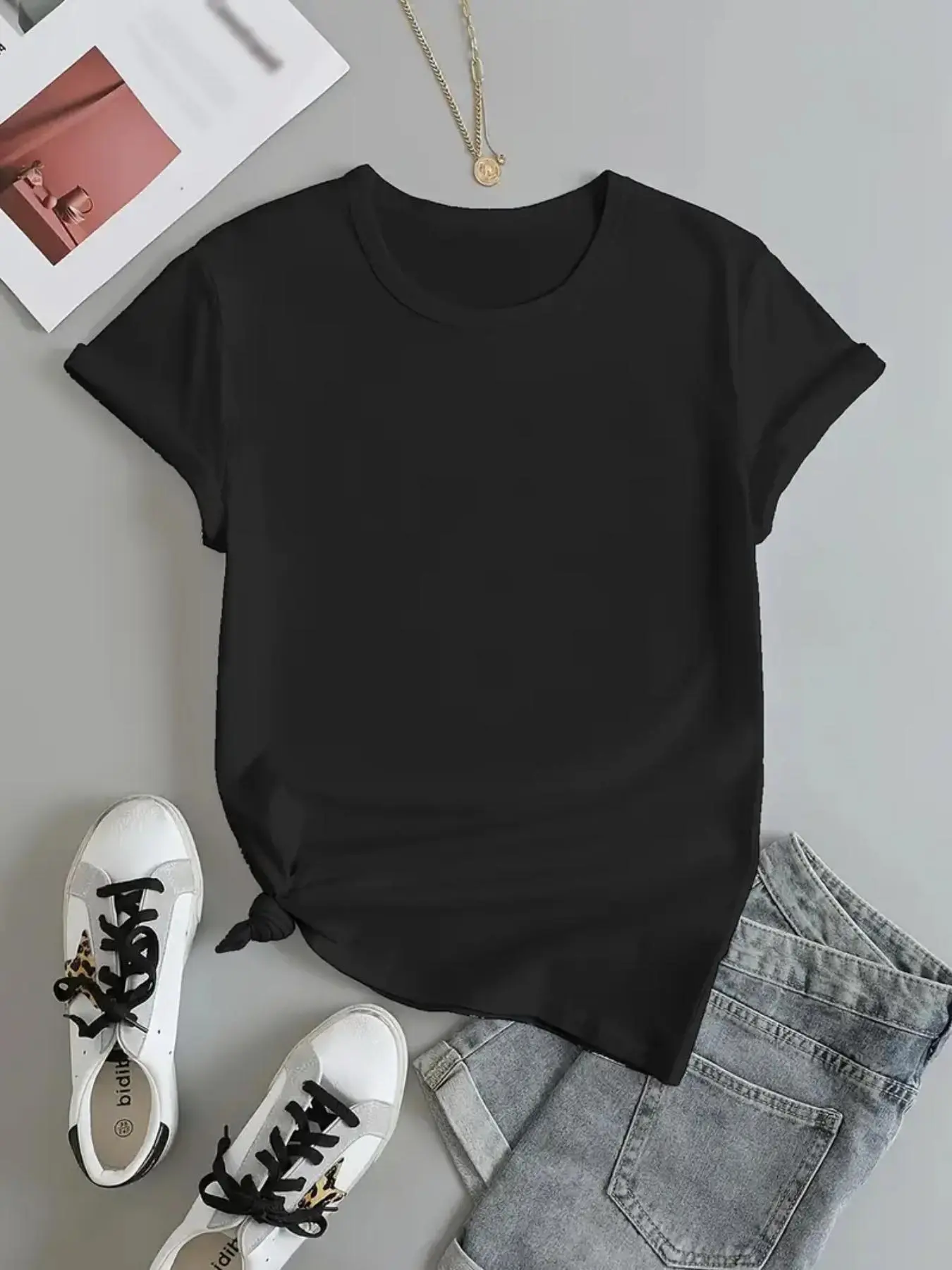 Women's Plain Crew Neck Tee, Casual Short Sleeve T-shirt for Summer, Ladies Clothes for Daily Wear, Top