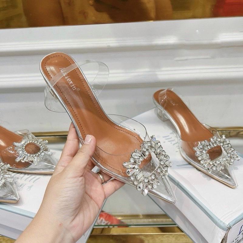 Product Introduction of Form nhỏ 1 size - Sandal bít mũi mica trong nơ đá vuông sáng chân gót trụ chắc chắn - 4P 3