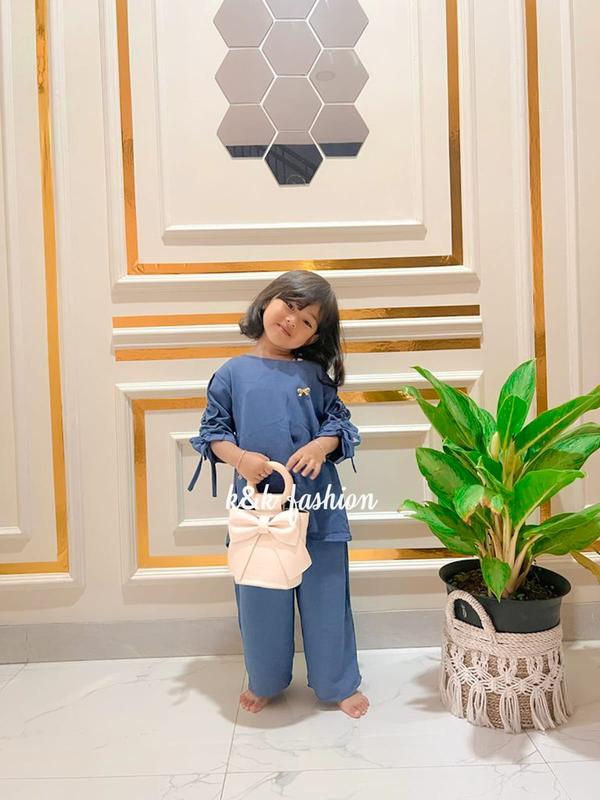 K&K FASHION/Setelan anak kekinian/set kids korea/Livina Set kids/setelan anak viral/Setelan terbaru/crinkle Air Flow/Setelan murah meriah/Lengan Serut/setelan lucu/modis/casual/bisa COD Polos Kids Celana Fashion Pakaian 3