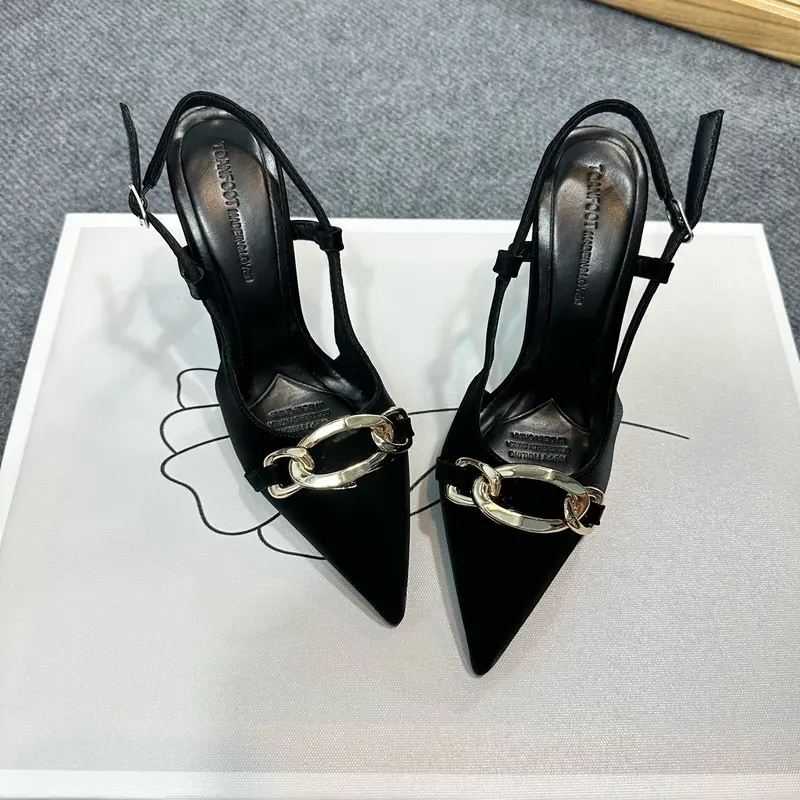 CH21- giày cao gót 9cm Phối Xích Bản To hai màu Đen Trắng Shoes chất liệu tuyết nhung Sang chảnh ( Fom chuẩn size)  Nữ DéP Jean 3