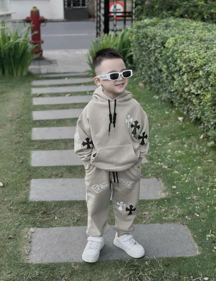 set áo hoodie + quần jogger chom black and white cho bé , bộ áo nỉ có mũ trẻ em unisex , Kid_genz