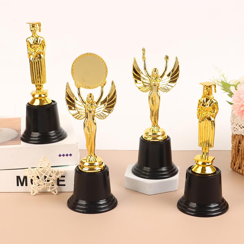 1Pcs Mini Plastic Male Female Doctoral Scholars Trophy Cup Prize Cup ...