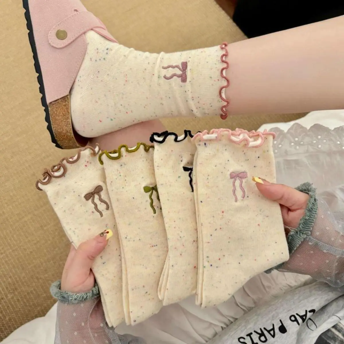 Bộ 10 đôi tất cổ trung nữ màu tiêu phối họa tiết nơ, tất nữ vớ nữ phong cách Hàn Quốc - Women