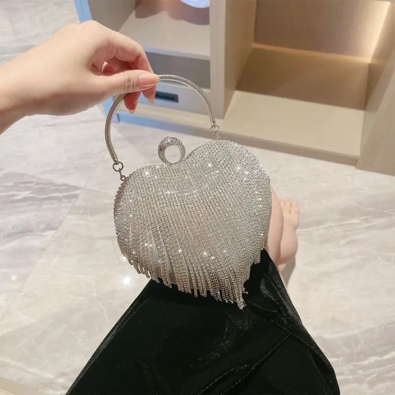 Cốp đính đá đi tiệc hình trái tim sang chảnh - ST236