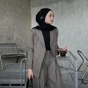 Hi.PRIMA Shanon Asymmetric Blazer Cotton Eve