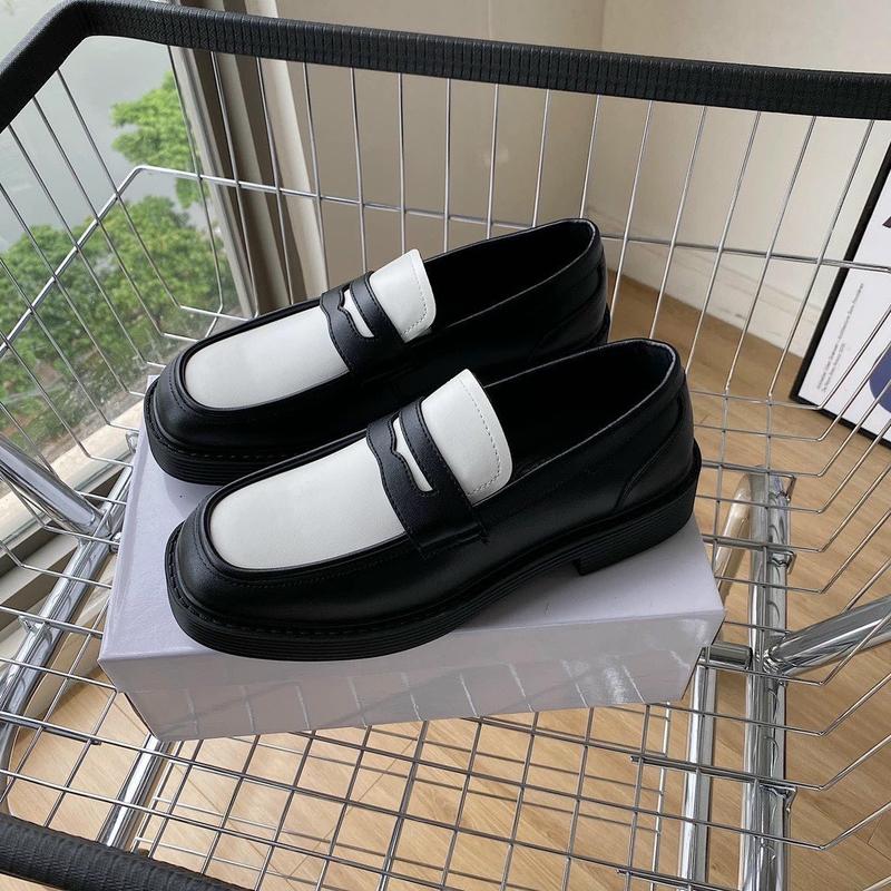 Product Introduction of Giày penny loafer back & white, giày lười đốc, khâu đế phối màu thời thượng ST 2