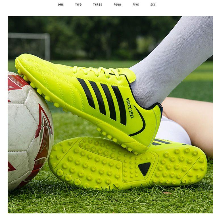 Product Introduction of Double Star Soccer Shoes Competition Special Adult Men Broken Spike Boys Primary School Girls Non-slip Training Professional Shoes Wear-resistant Slipper 31