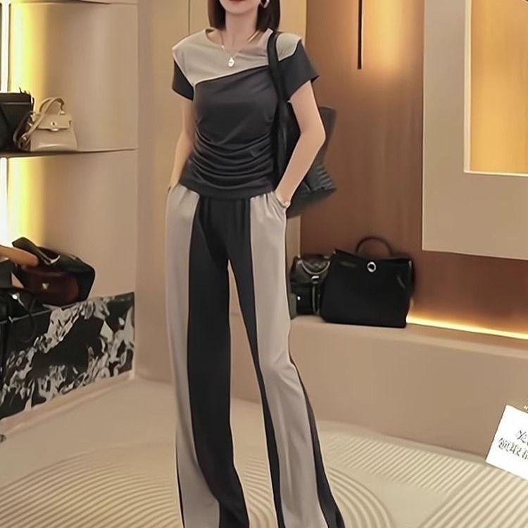 Product Introduction of Bộ Dễ Phối Đồ Đi Làm Chuyên Nghiệp, Bộ Hai Mảnh Áo Phông ngắn Tay Khối Màu Thời Trang Thường Ngày Quần Ống Rộng, Hàng Mới Về Mùa Hè 2025 4